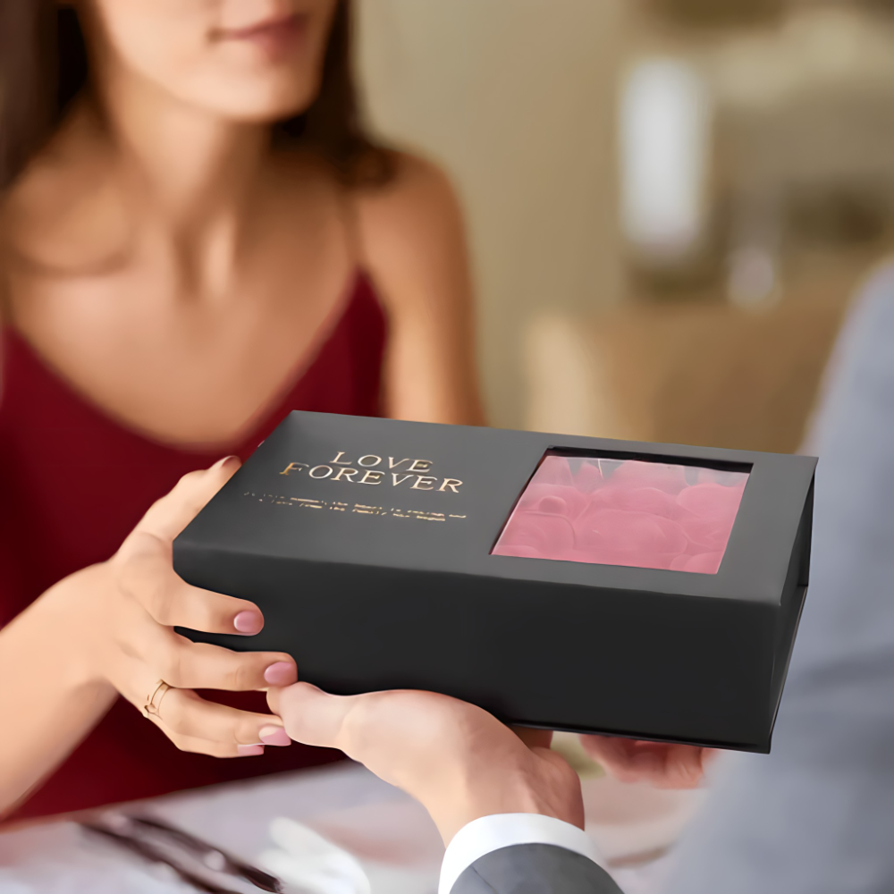 Poklon set - Elegantna poklon kutija sa ruzama - MNE Shop ME